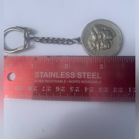 JFK, RFK & POPE Francis Paul Keychain with Medallion - Picture 2 of 14